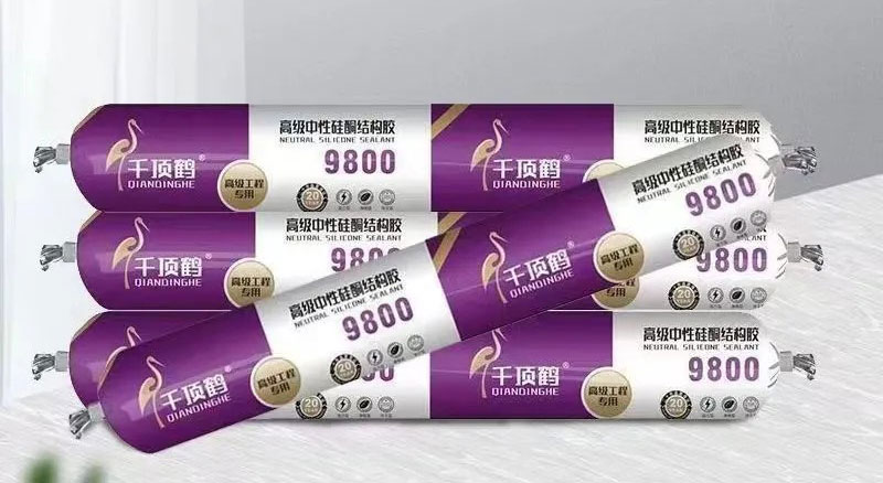 Differences between glass glue, weather resistant glue, structural glue, and sealant